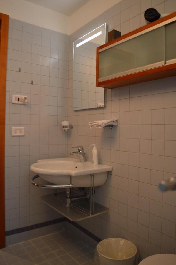 Domus B Corso Francia Apartment 罗马 外观 照片